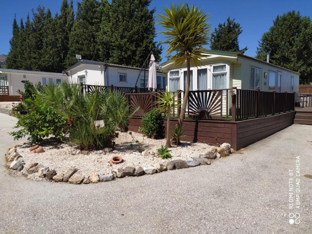 Готель Malaga Monte Parc Алаурін-де-ла-Торре Екстер'єр фото